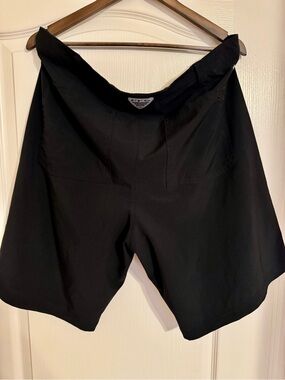 Columbia PFG Black Shorts Men 40